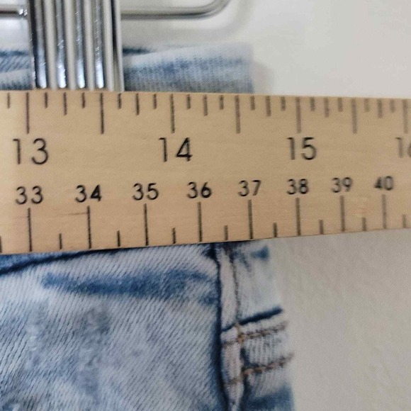 American Eagle Next Level Stretch Jeans 10 Distressed Destroyed Blue Light Wash - Picture 8 of 10